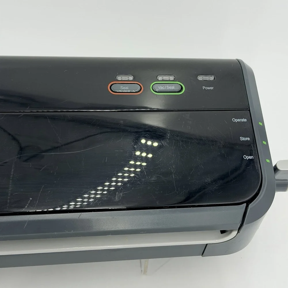 FoodSaver FM2000-015 Vacuum Sealer Black Accessory Port Electric 120V Tested